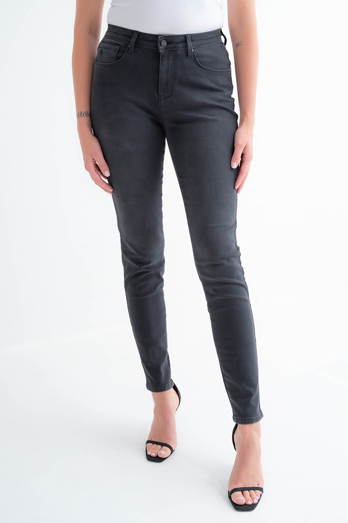 SANN NOS - Vintage Black