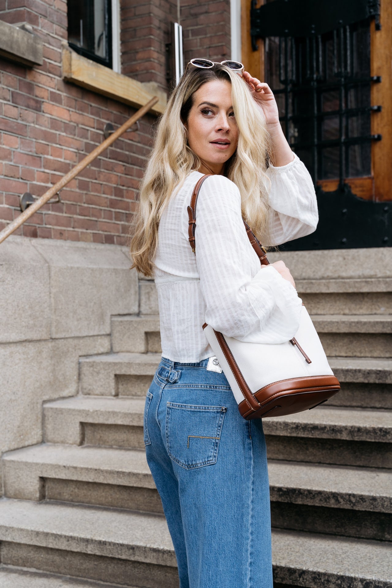 W.BROADWAY - L. Blue Marble